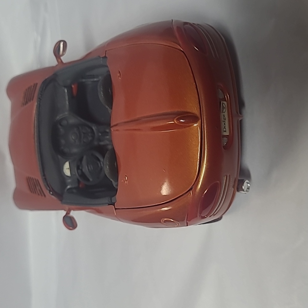 Dodge 1997 Copperhead Concept Vehicle 1:24 Scale - Picture 2 of 6